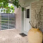 Marina's Garden Nests - Bliss Getaways *