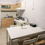 Apartament Marina's Garden Nests - Bliss Getaways *