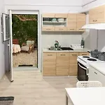 Marina's Garden Nests - Bliss Getaways Romanos (Messenia)