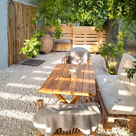 Marina's Garden Nests - Bliss Getaways Romanos (Messenia)