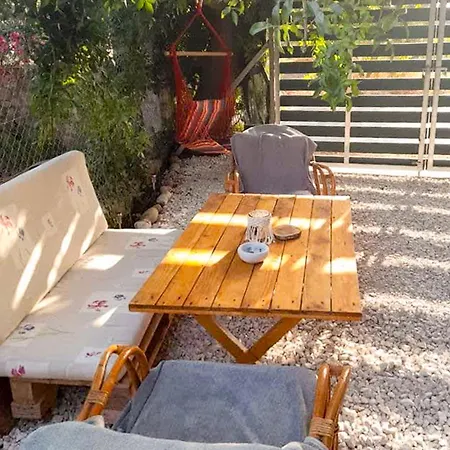 Marina's Garden Nests - Bliss Getaways *