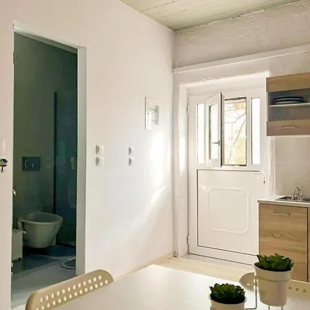 Marina's Garden Nests - Bliss Getaways