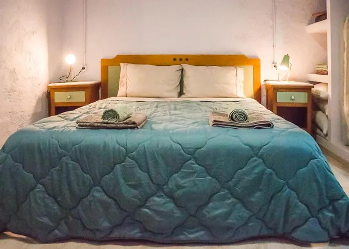 Marina's Garden Nests - Bliss Getaways Romanos (Messenia)