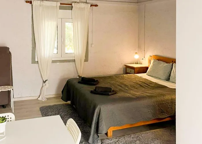 Marina's Garden Nests - Bliss Getaways * Romanos (Messenia)