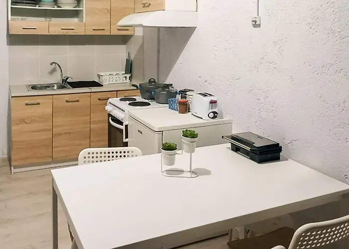 Apartment Marina's Garden Nests - Bliss Getaways *